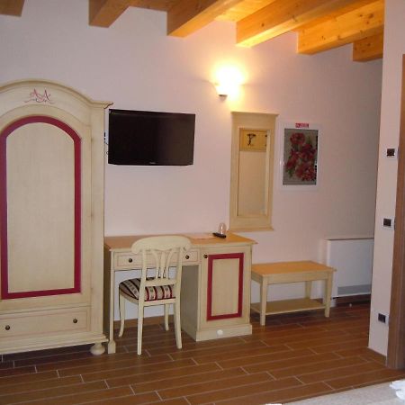 Agriturismo Aver Villafranca di Verona Eksteriør billede